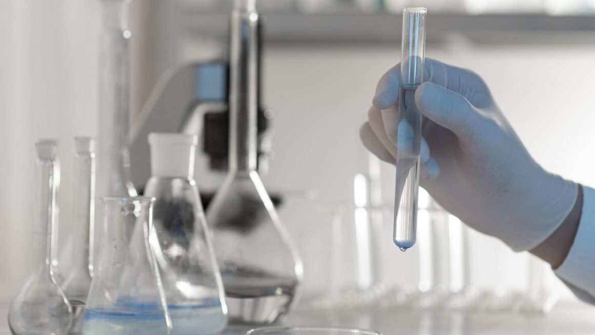 Active bases for chemical reagents | IFOTOP